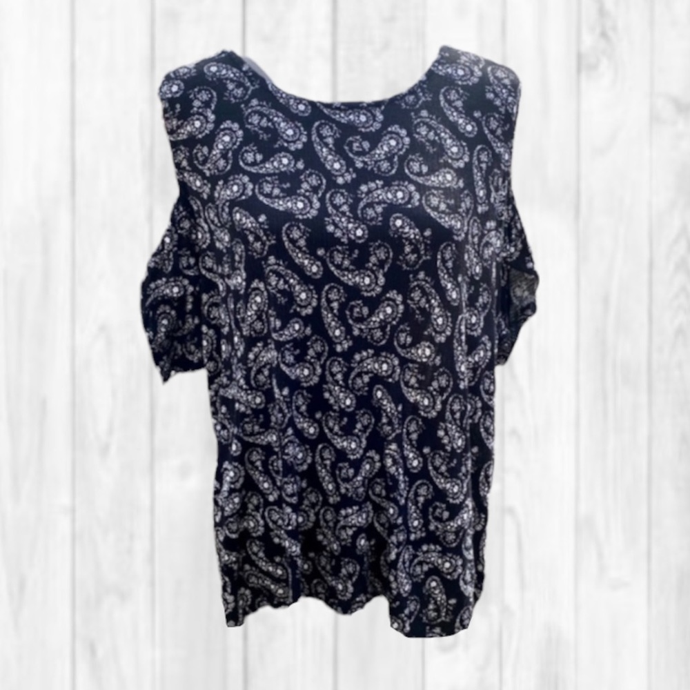 Cato Cold Shoulder Paisley Flutter Top (L)